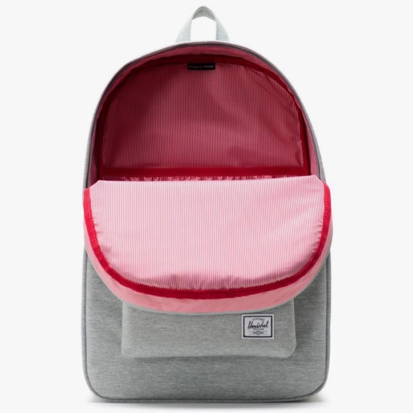 Backpack - Picture 2 of 4